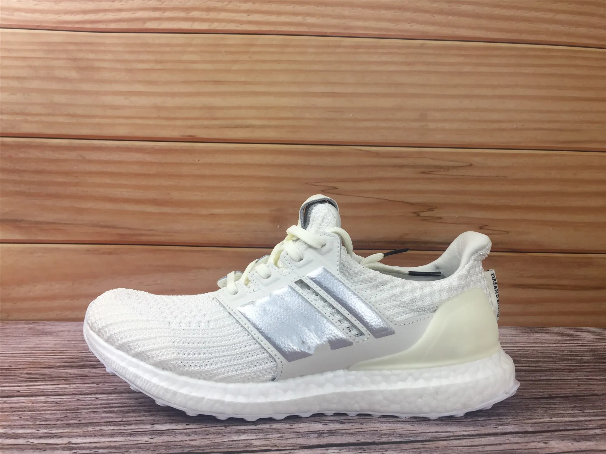

Hotsal Sports Shoes Men Women High Quality White Black Athletic Casual Luxury Sneakers size 35-45