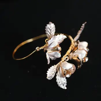 

Vintage Gold Bridal Bracelets Crystal Wrist Bangles For Bridesmaids Women Evening Dress Brides Jewelry Wedding Accessories