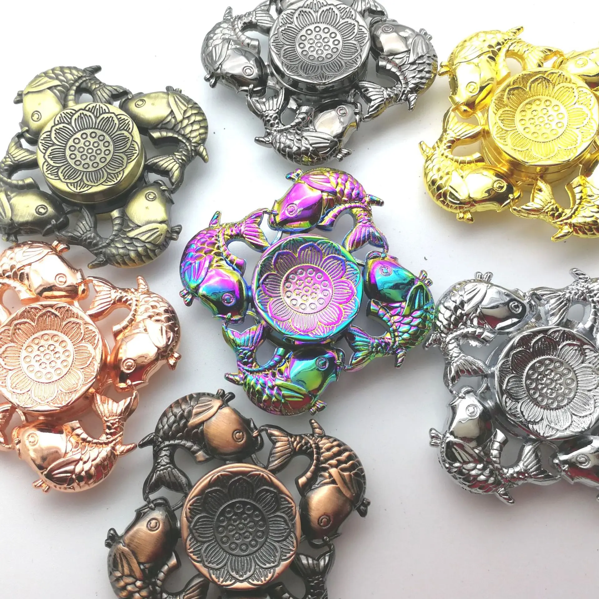 Горячая Европа и Америка Повседневная игрушка богатый четыре рыболовный Спиннер экологически чистый металлический Спиннер вращающееся давление