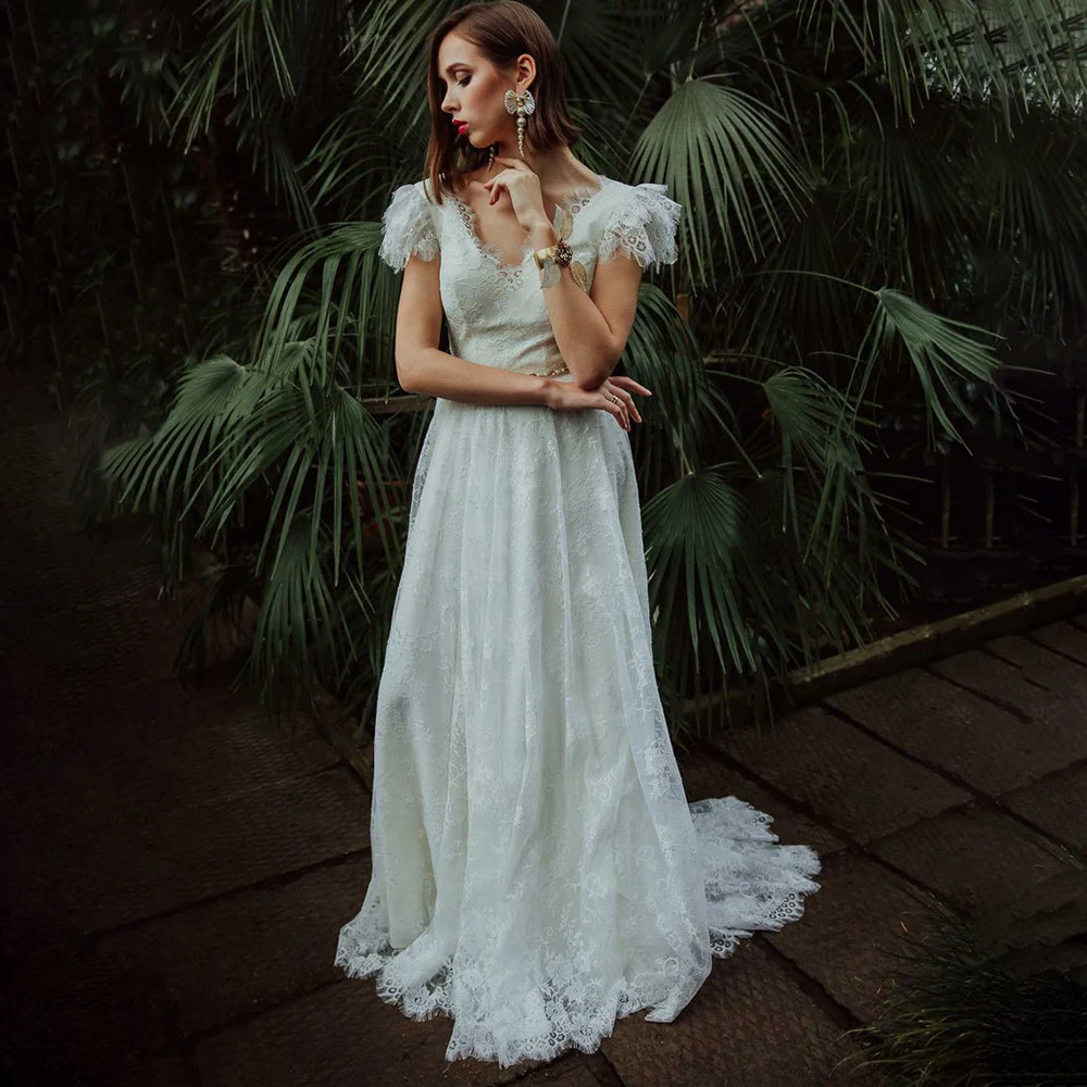 

Свадебное платье в стиле бохо цвета слоновой кости с коротким рукавом и открытой спиной, романтическое платье с а-силуэтом и поясом, с V-образным вырезом, кружевные богемные пляжные свадебные платья