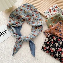 

Scarf All-match Temperament Polychromatic Scarf Western Style Decorative Silk Scarf Floral Silk Scarf Double Silk Scarf