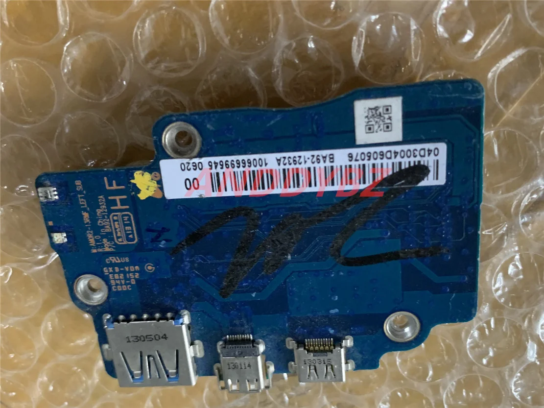 

Оригинальная USB-плата Samsung NP900X3F, товар протестирован