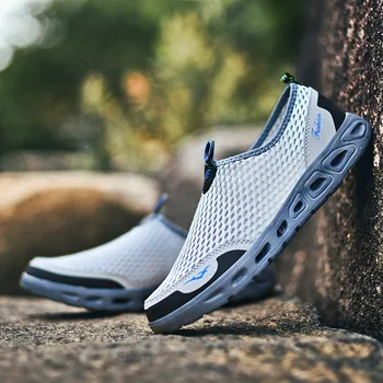 

Cork Men Shoes Sneakers Men Breathable Mesh Sneakers Slip on Five-color ultra-light couple outdoor breathable mesh running shoes