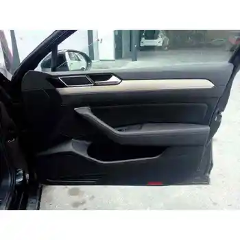 

TRIM RIGHT FRONT DOOR VOLKSWAGEN PASSAT LIM. (3G2)
