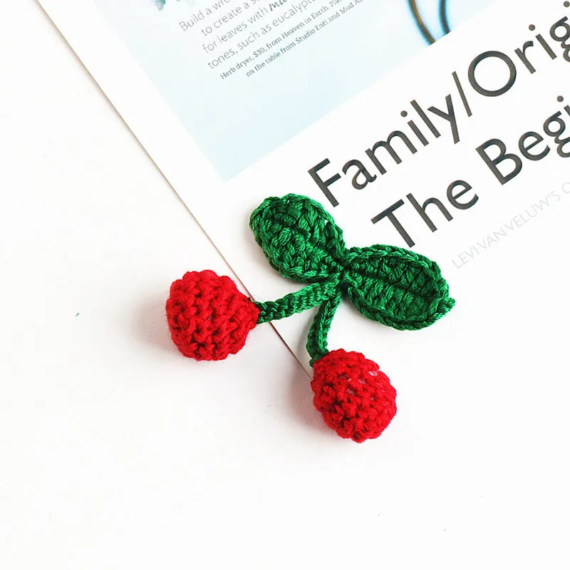 Red cherry 10 шт Хлопок Вязание Шерсть зеленый лист вишня DIY ремесло девушка серьги кулон аксессуары для волос шляпа сумка кольцо для ключей материалы для декора - Цвет: Red cherry