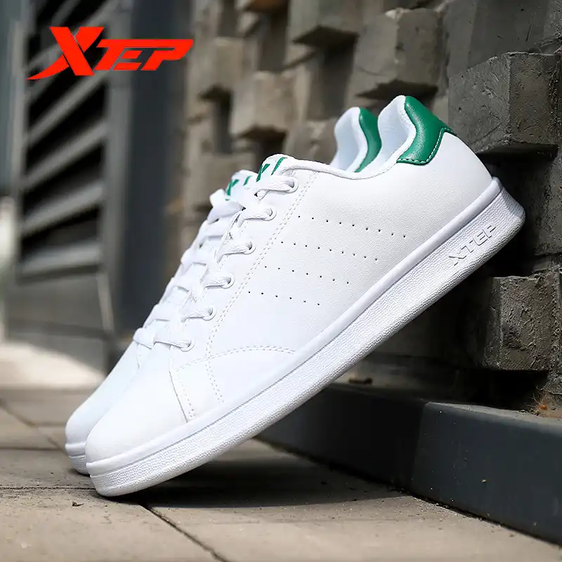 xtep shoes white