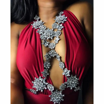 

Dvacaman Facebook Exaggerated Crystal Charm Body Jewelry Chain Statement Necklace Vintage Flower Pendant Necklace Jewelry 8070