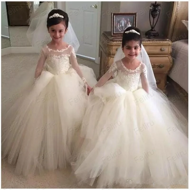 

Simple Long Sleeves Flower Girls Dresses Sheer Jewel Neck Tulle Little Kids Formal Wedding Girls Pageant Dresses
