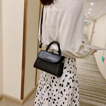 

Crocodile Pattern Crossbody Bags For Women 2020 Small Chain Handbag Small Bag PU Leather Hand Bag Ladies Designer Evening Bags