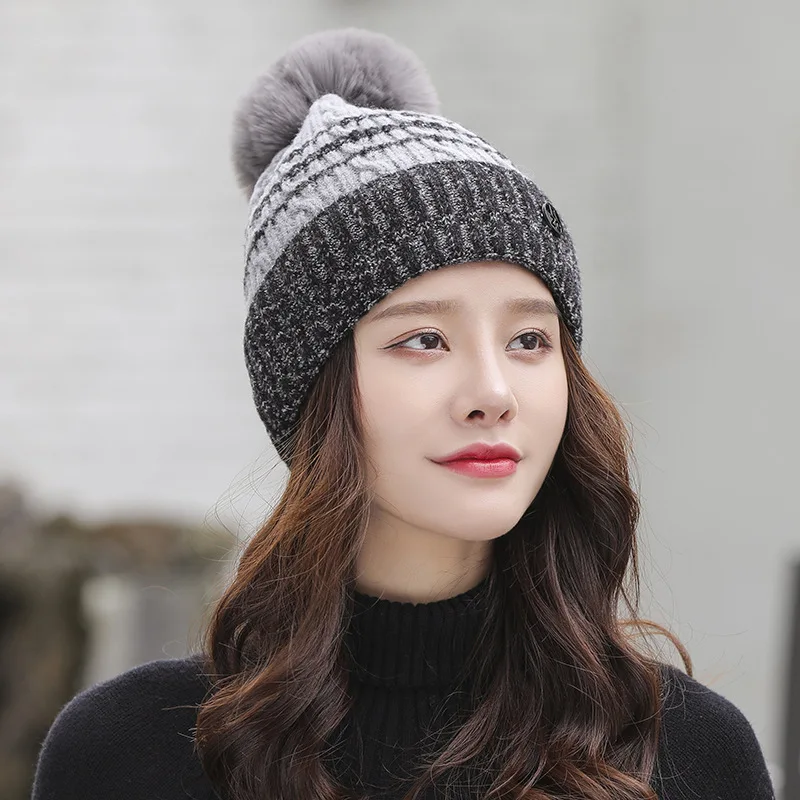 

2020 autumn and winter new woolen hat ball thickened warmth and color matching hemp pattern Korean ear protection