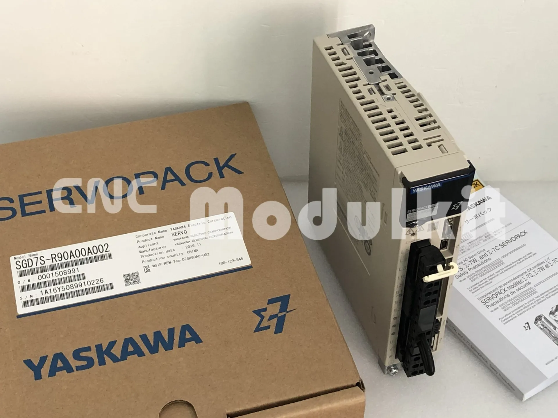 YASKAWA Оригинальный Новый SIGMA7 SGM7J 01AFC6S & SGD7S R90A00A AC Серводвигатель комплект 100 Вт