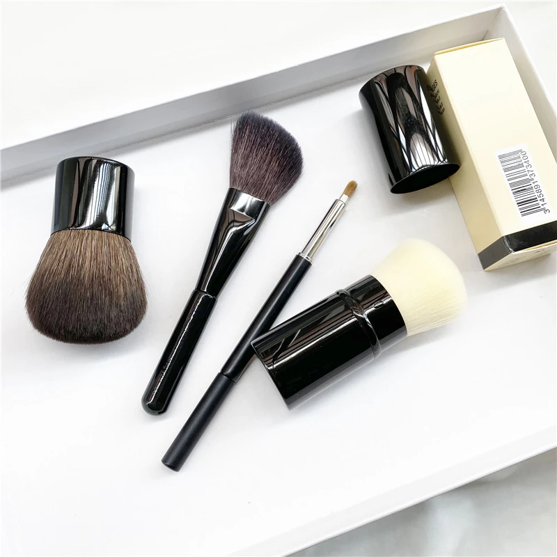 kabuki brush for blush