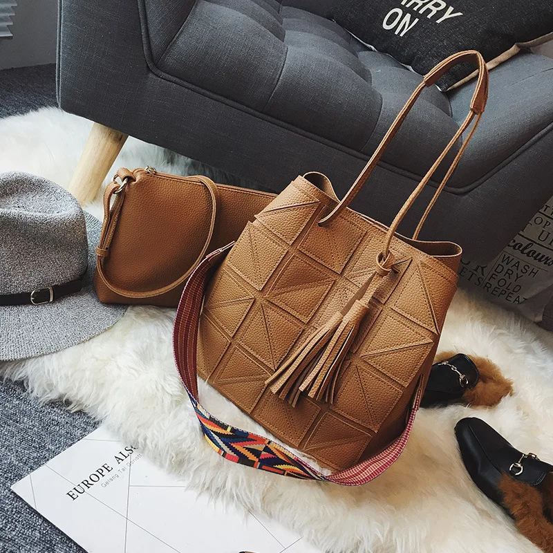 

2018 New Style WOMEN'S Bag Fashion Tassels Bucket Bag Korean-style Spiraea Grid Ribbon Crossbody Bag