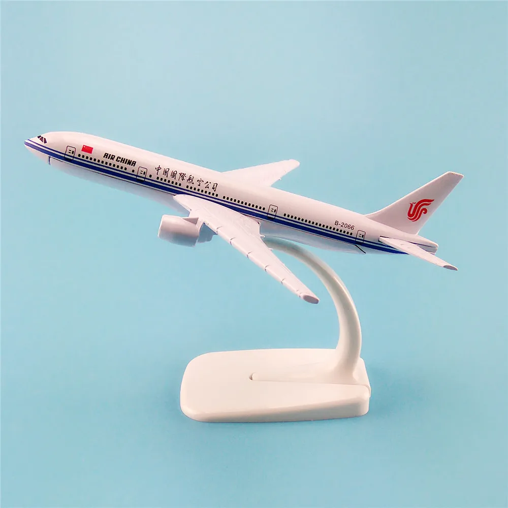 Modelo de avión aerolíneas Boeing 777 B777 B-2066 Airways modelo de avión 16cm de aleación de Metal de China