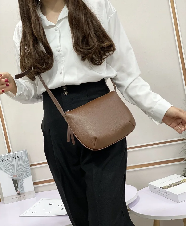 

2020 Head Layer Cowhide Small Joker Single Shoulder Oblique Satchel Genuine Female Soft Leather Bag 1178