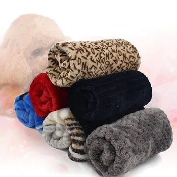 

Autumn Winter Warm Pet Blanket Print Dog Cat Quilt Coral Fleece Puppy Kitten Mat Soft Comfortable Sleeping-Cover Pet Supplies