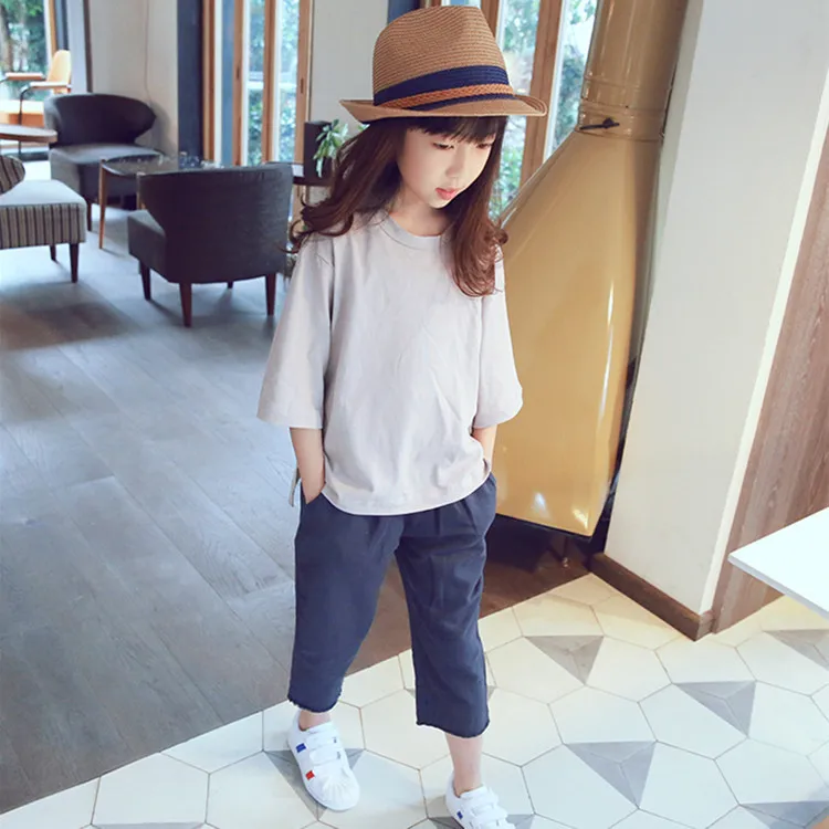 

Spring and summer girls' solid color T-shirts children's tops bottoming shirt with three-quarter sleeves tops