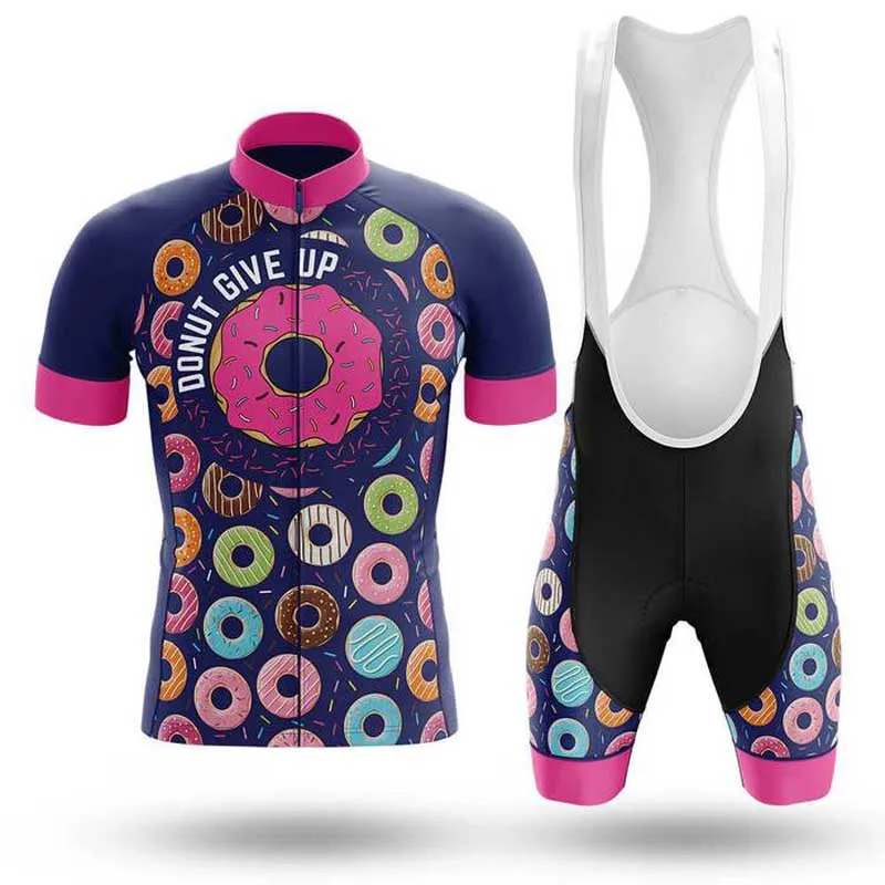 womens cycling outfit