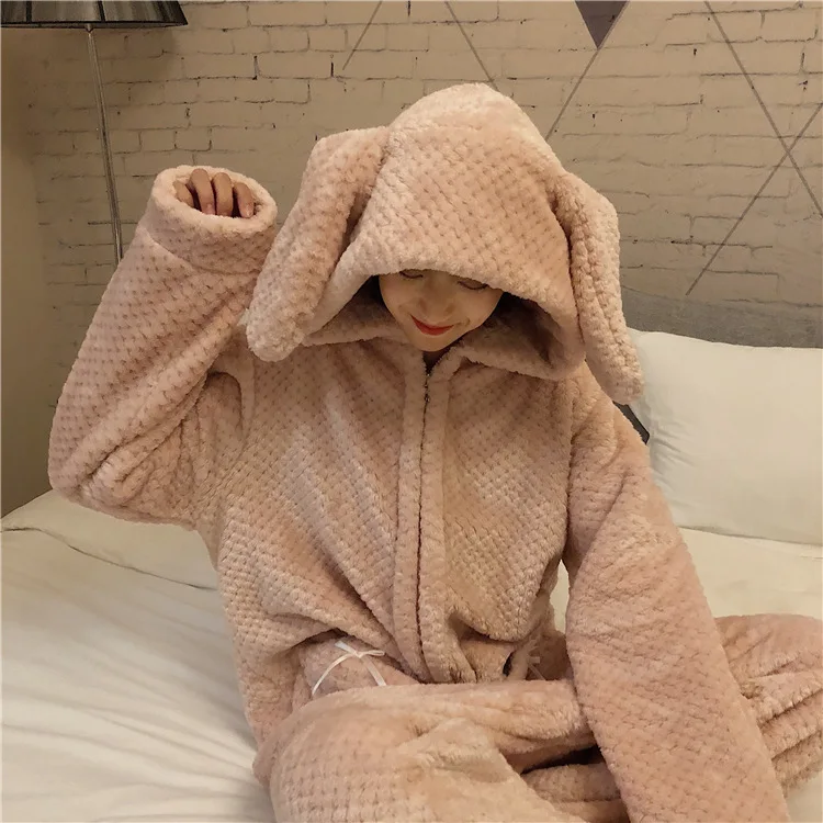 12196002509_1488278872