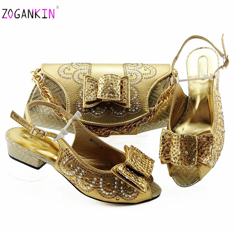 

Gold Color New Arrival Nigerian Slipper with Matching Bags Set Decorated with Crystal Women Shoes and Bag Set for Party