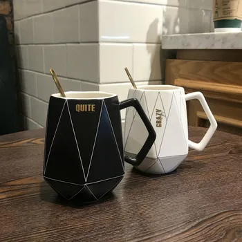 

Set of 2 Black/White couple home water ceramic mug office coffee juice ceramic cup with handle 0409-5