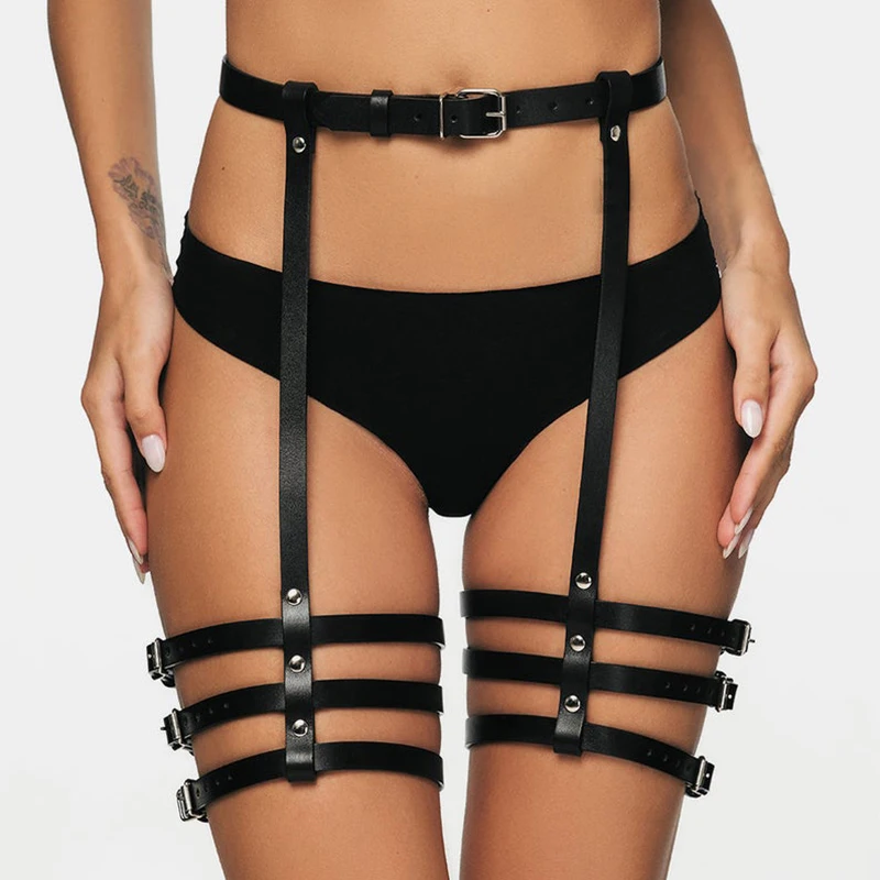 gyn-lys gleitgel Hunkemoller garter belt with gold hardwear in black main image 0