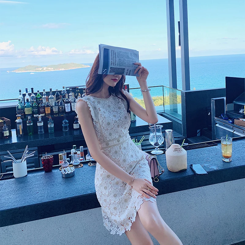 Women Lace Embroidery Dresses For Party 2021 Women'S Summer New Temperament Slim Round Neck High Waist Fashion Dress Office Lady