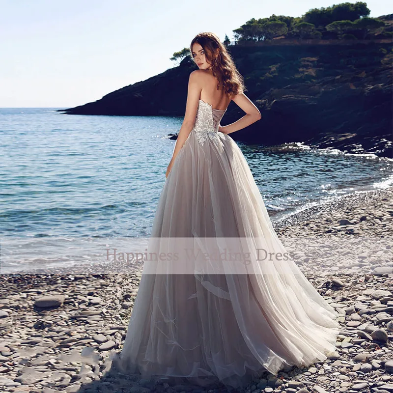 Eightree-Boho-Princess-Wedding-Dress-Strapless-Appliques-Lace-Bride-Dress-2019-Vestidos-De-Novia-Tulle-Beach (1)