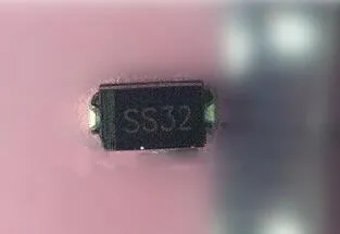 100 шт. SS32 SMA SR320 Retificadores Da Barreira de Schottky 3A 20 в DO-214AC SMD чип диодный транзистор