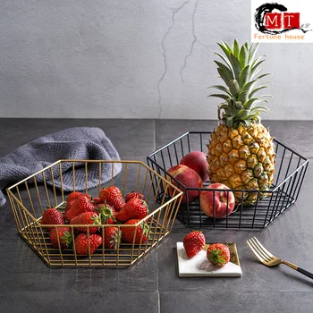 

Creative Metal Fruit Basket Wrought Iron Fruit Dish Nordic Home Storage Supplies Snacks Nordic Style Basin kitchen storage