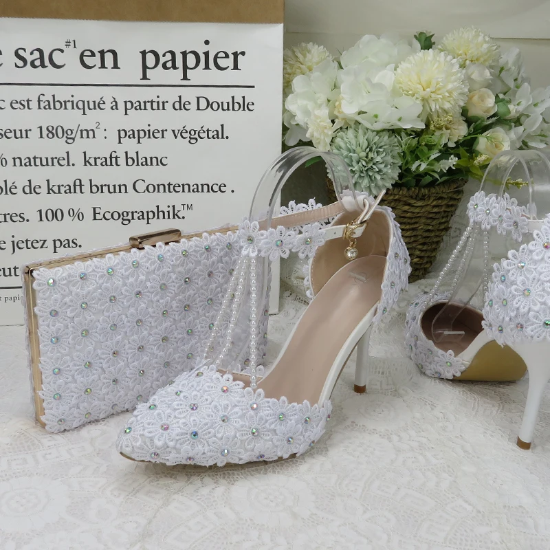 

BaoYaFang/туфли с ремешком на щиколотке на тонком каблуке 9 см; Женские свадебные туфли с жемчугом и сумочкой; Женские вечерние модельные туфли с острым носком