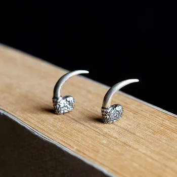 

925 Sterling Silver Earrings for Women Men Talon Stud Earrings Fashion Jewelry Party Wedding Jewelries Gothic Style Gifts