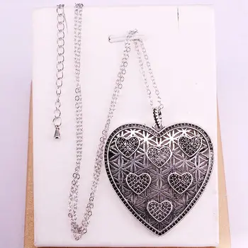 

4PCS, 42*44MM, Heart shaped CZ Micro Pave Pendants Metal Chain elegant Fashion Jewelry Vintage Necklaces