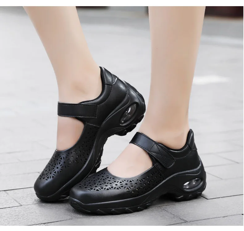 Summer Women's Shoes Made of Genuine leather Women's sandals Slip-on Flat shoes women Damping Non-slip Flat Black White shoes