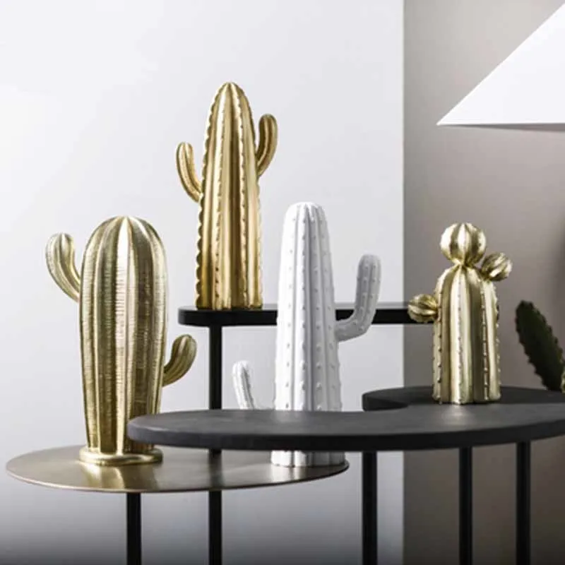 

Nordic Golden Resin Cactus Ornament Creative Home Office Desktop Decor Cactus Figure Handmade Simulation Plant Decoration Crafts