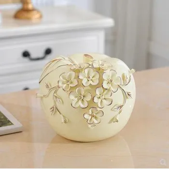 

2020 Creative European Ceramic Apple Crafts, Home Office Restaurant Bar Decorations, Christmas Gifts