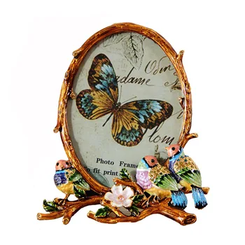 

European classic zinc alloy photo frame set table creative children's photo frame cuckoo enamel color photo frame