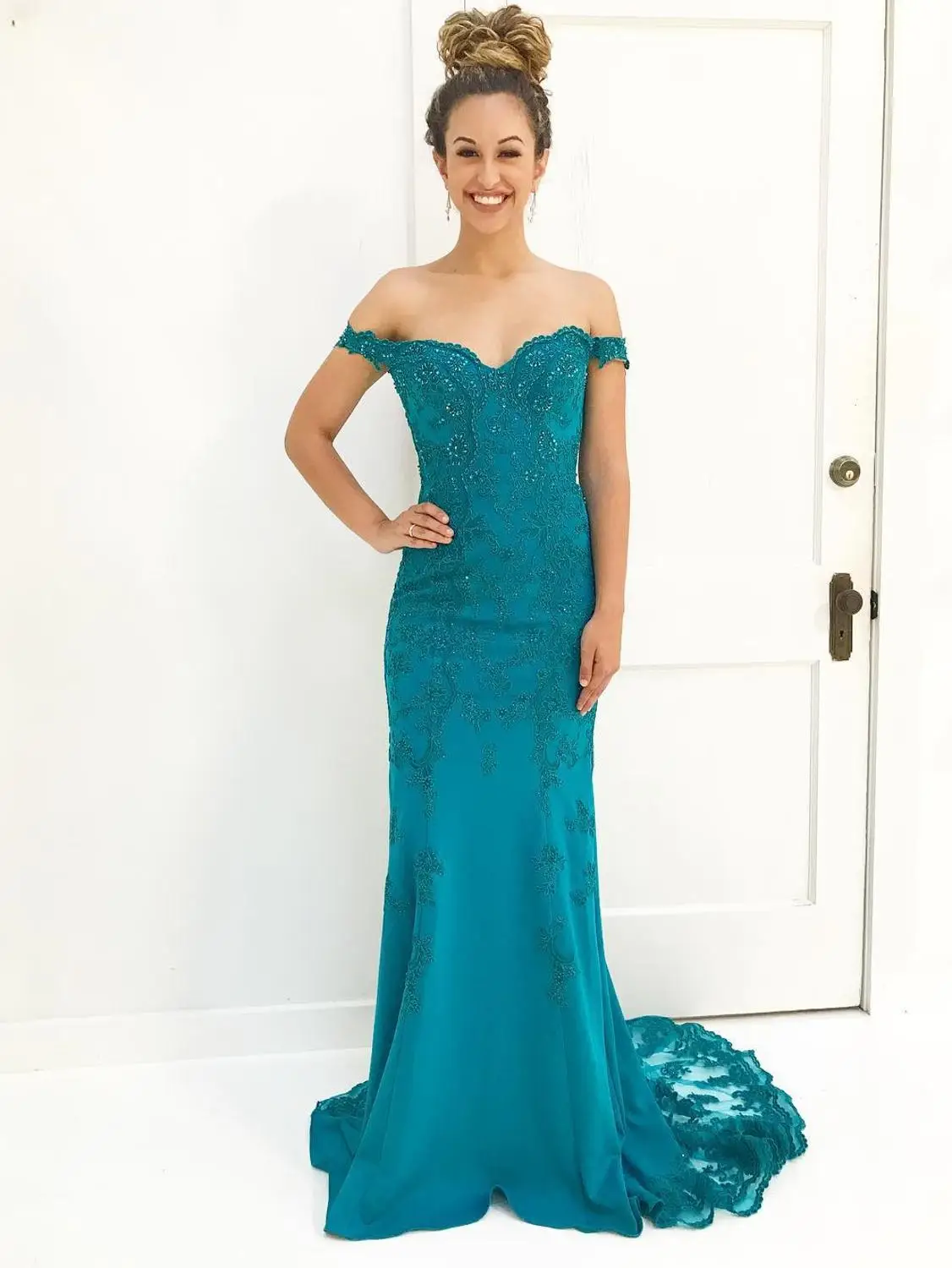 

Sexy Off The Shoulder Prom Gown for Evening Party