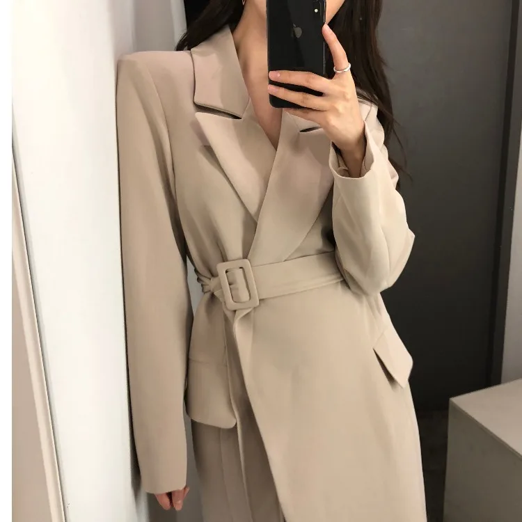 

2019 Autumn And Winter French Sense of Design Korean-style Elegant Overcoat Fold-down Collar Waist Hugging Explicit Thin Long Su