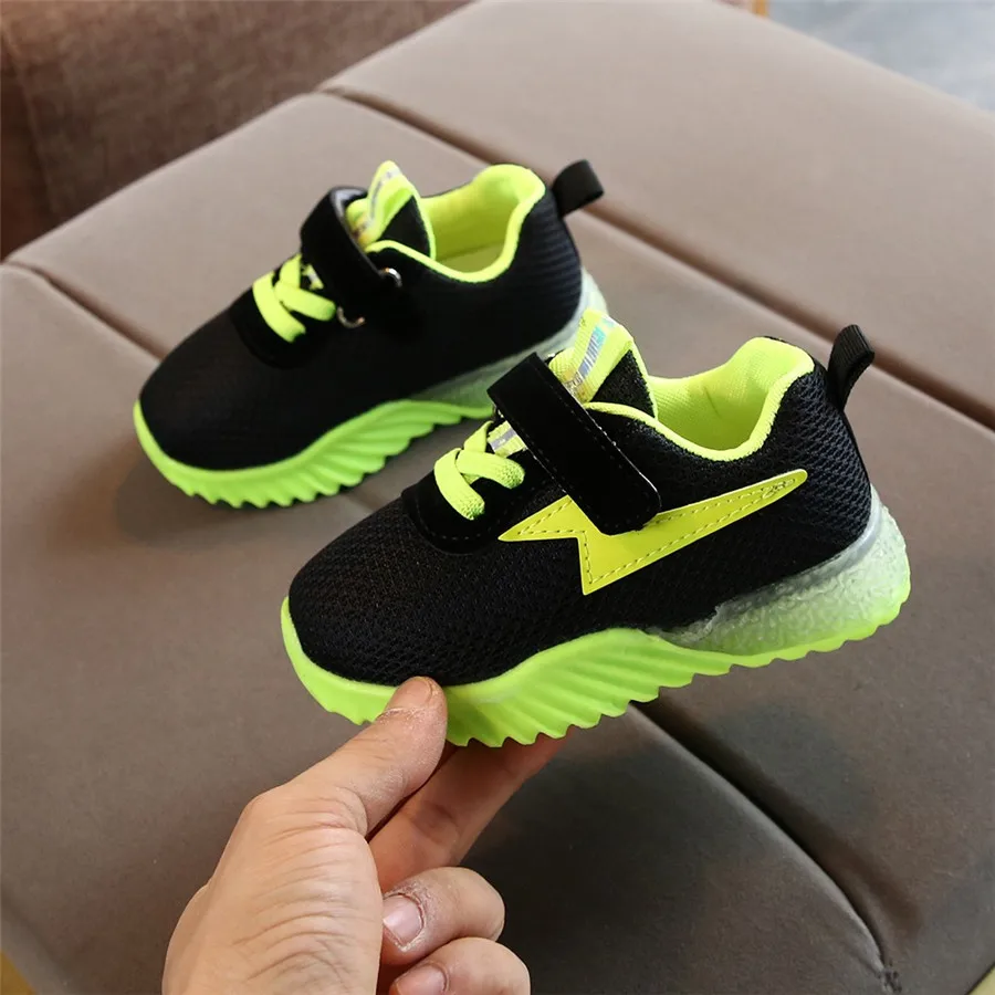 kids sneakers lights boys and girls mesh stitching breathable Led luminous running football sports shoes sneakers lights #40J30 (2)