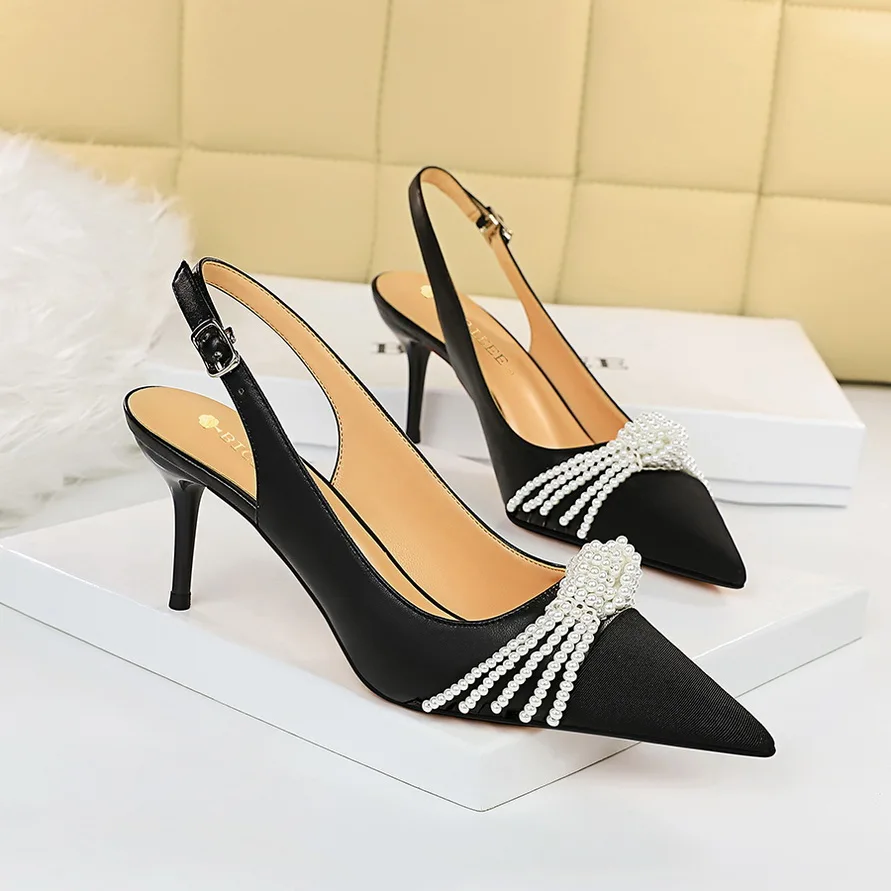 Schoenen Hoge hakken Schoenen Pumps Hoge hakken BODY FLIRT Hoge hakken wit  elegant polocentralcursos.com.br