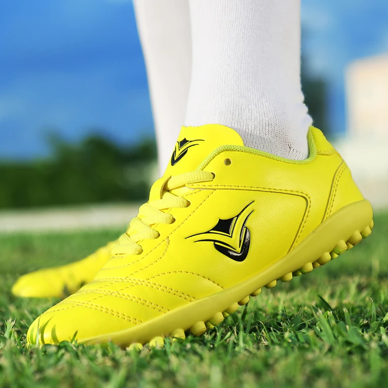 Новое поступление 2019 модная футбольная обувь для взрослых улицы с шипами | Спорт