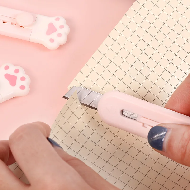 Kawaii Mini Pocket Cat Paw Art Utility Knife Express Box Knife Paper Cutter Craft Wrapping Refillable Blade Stationery utility knife paper cutter craft cutting knife