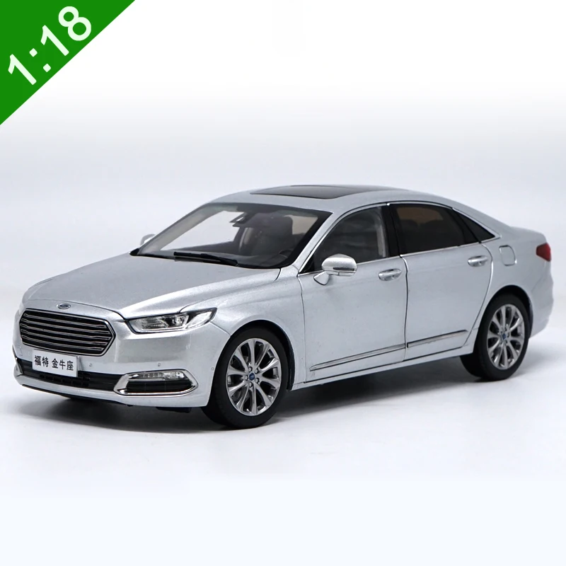 1:18 тщательная модель автомобиля FORD 2015 TAURUS из сплава статические металлические