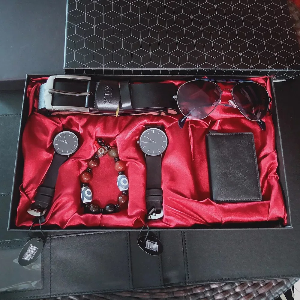 

Набор часов для пары, для мужчин, для женщин, для мужчин, простой подарок для влюбленных, набор из 6 предметов, ремешок, браслет из бисера, держатель для солнцезащитных очков