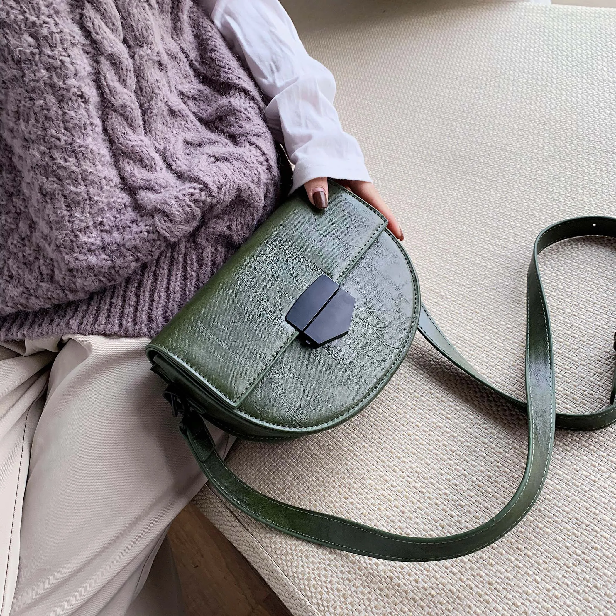 

Solid Color PU Leather Saddle Bags For Women 2019 Small Crossbody Shoulder Messenger Bag Female Handbags and Purses