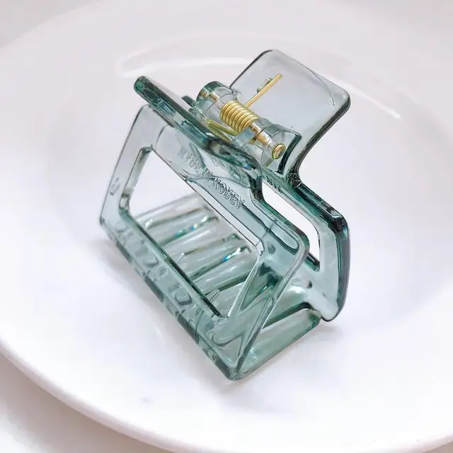 1PC Barrettes  Hair Claw For Women Acrylic Hairpins Hair Crab Claws Girls Make UP Washing Tool Accessories Women Hair Clips 2021 19