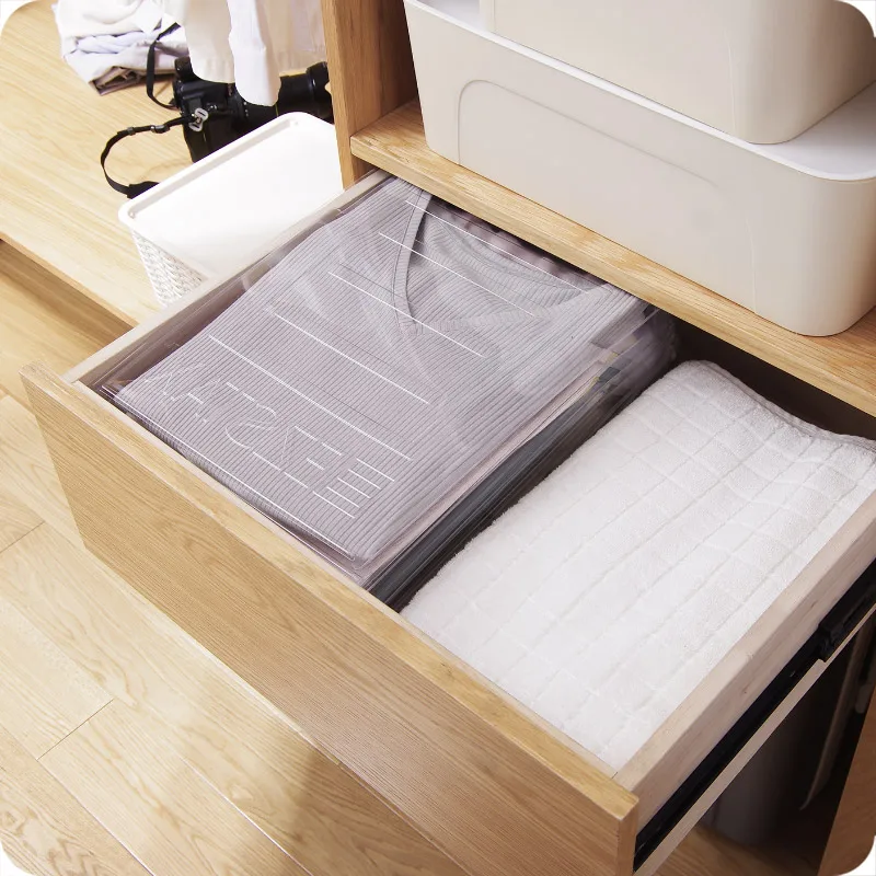 Koop 10 Stks partij Automatische Vouwen Kleren Boord Shirt Map Closet Space Saver Organizer Lade Bureau Bestand Opbergrek Thuis