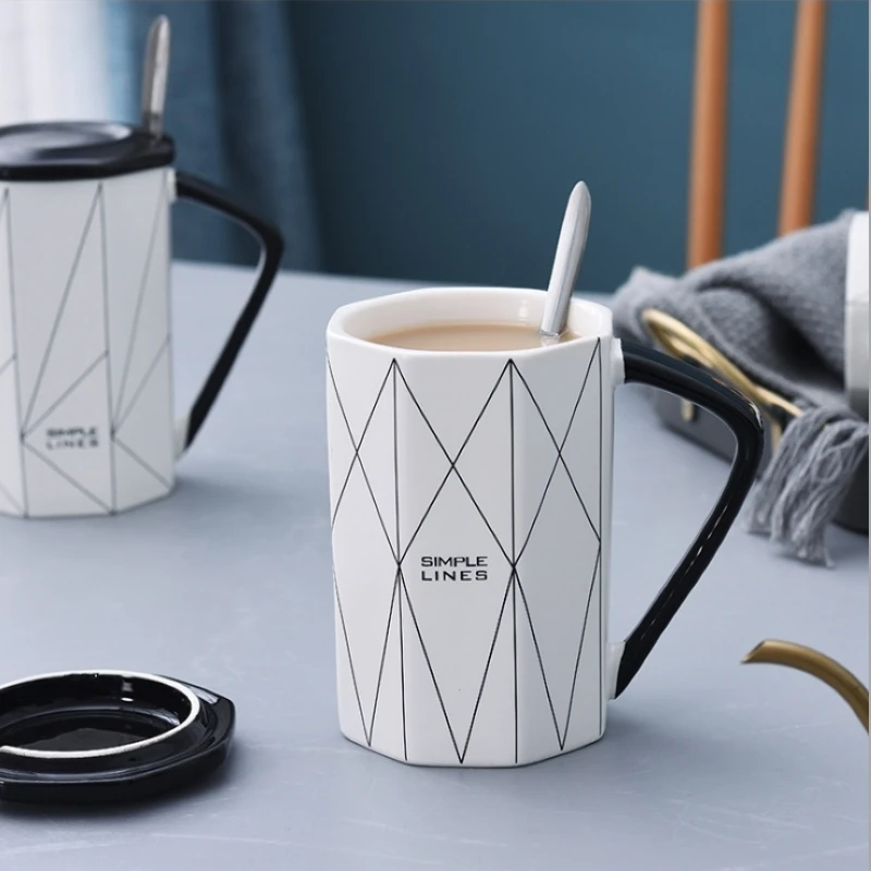 

2020 New Simple Lines Coffee Mug Ceramic Tea Cup and Milk Mug Large Capacity with Lid and Spoon