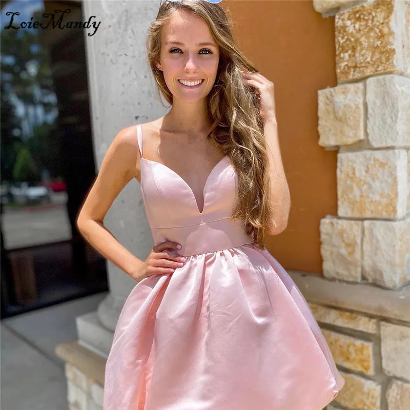 

Lovely Pink Satin Short Cocktail Dresses 2022 Sexy V-neck Backless Graduation Prom Party Gowns With Bowknot Vestidos de fiesta